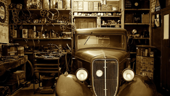 appliance repair technician kitchen tools
